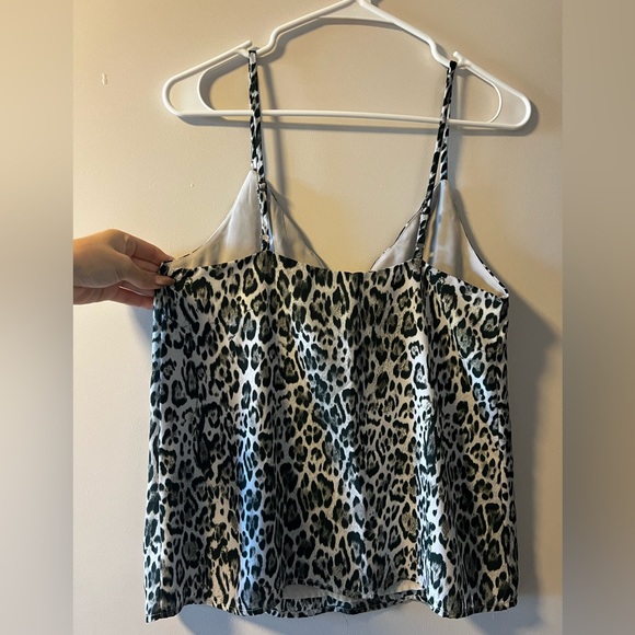 Top - Picture 5 of 7